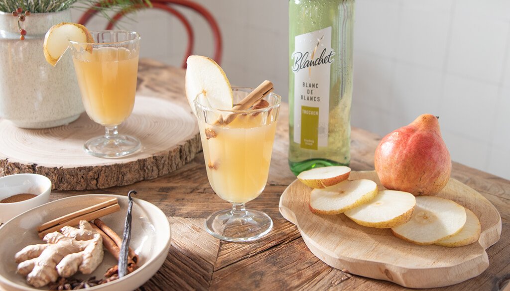 Weißer Glühwein mit Birnensaft